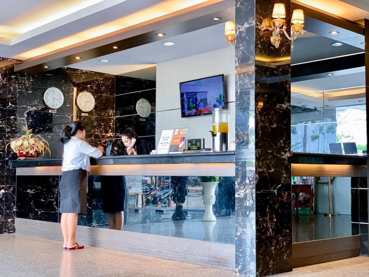 埃杜基兹os酒店 Batam 外观 照片