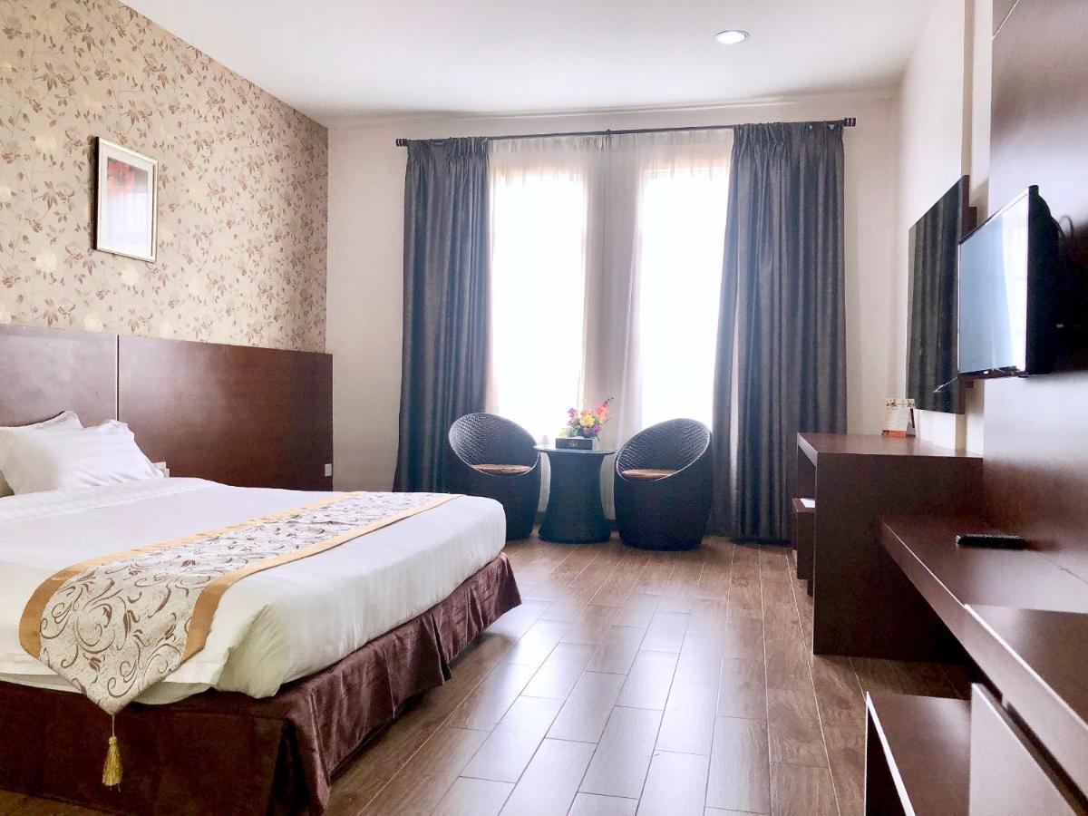 埃杜基兹os酒店 Batam 外观 照片